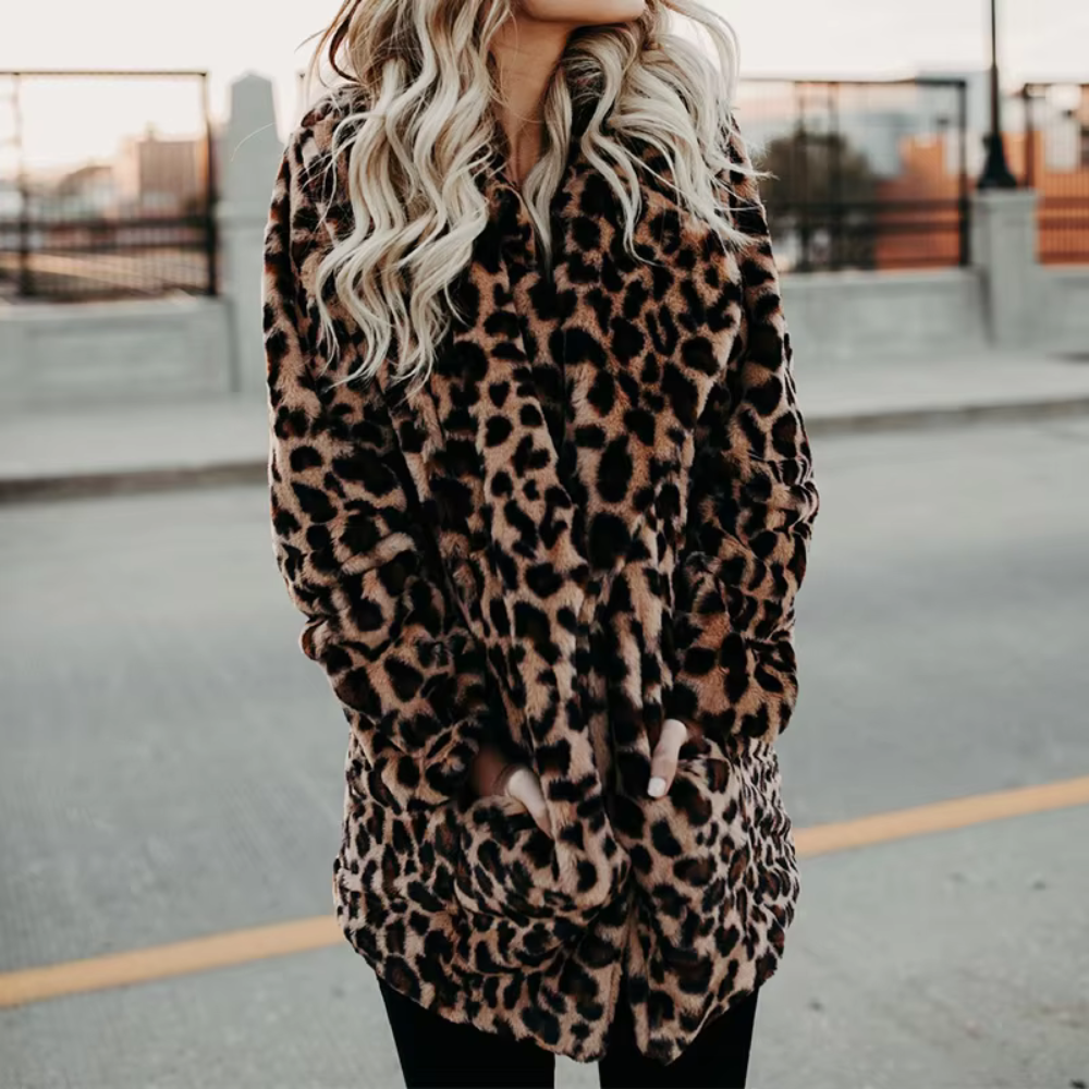 Willow - Warm leopard coat