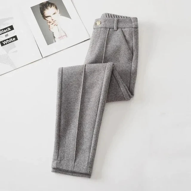 Modern wool summer pants - Gisela