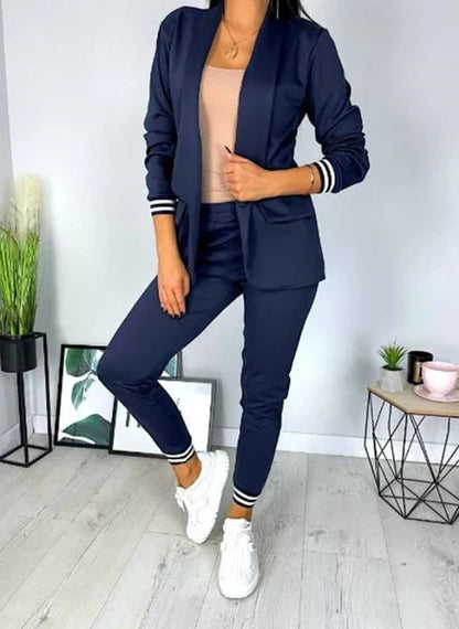 Jira - Women's Double-breasted Blazer Trouser Suit