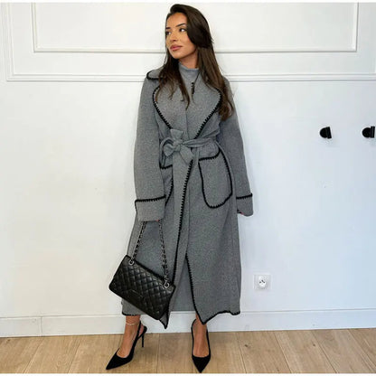 Lapel pocket coat for women