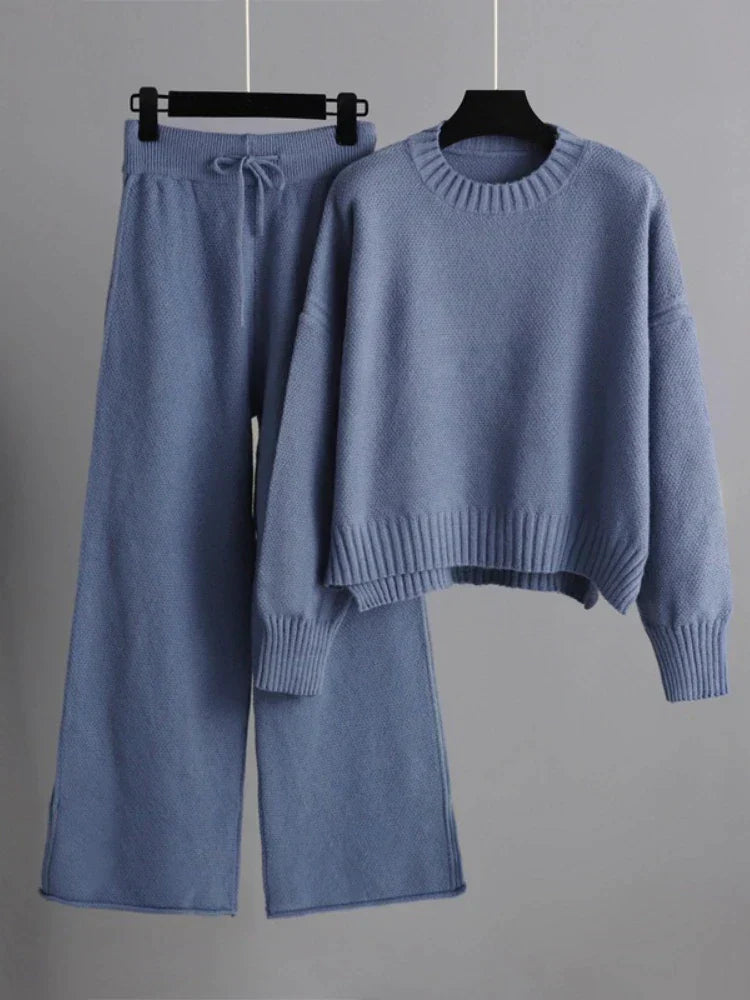 Elena - Winter Knit Duo: Sweater and Loose Pants for Women