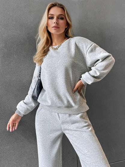 Jess-Mode | Cotton Tracksuit & Jogging Suit With Retro Touch For Women Jess-Mode | Streetwear