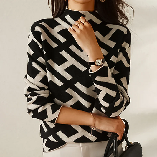 Elegant Knitted Sweater with Stylish Details - Perfect for All Occasions