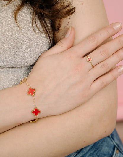 FIVE-LEAF CLOVER BRACELET