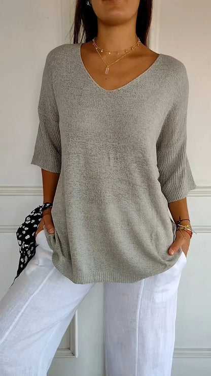 Brigitte - Unicolored V-Neck Knit Top