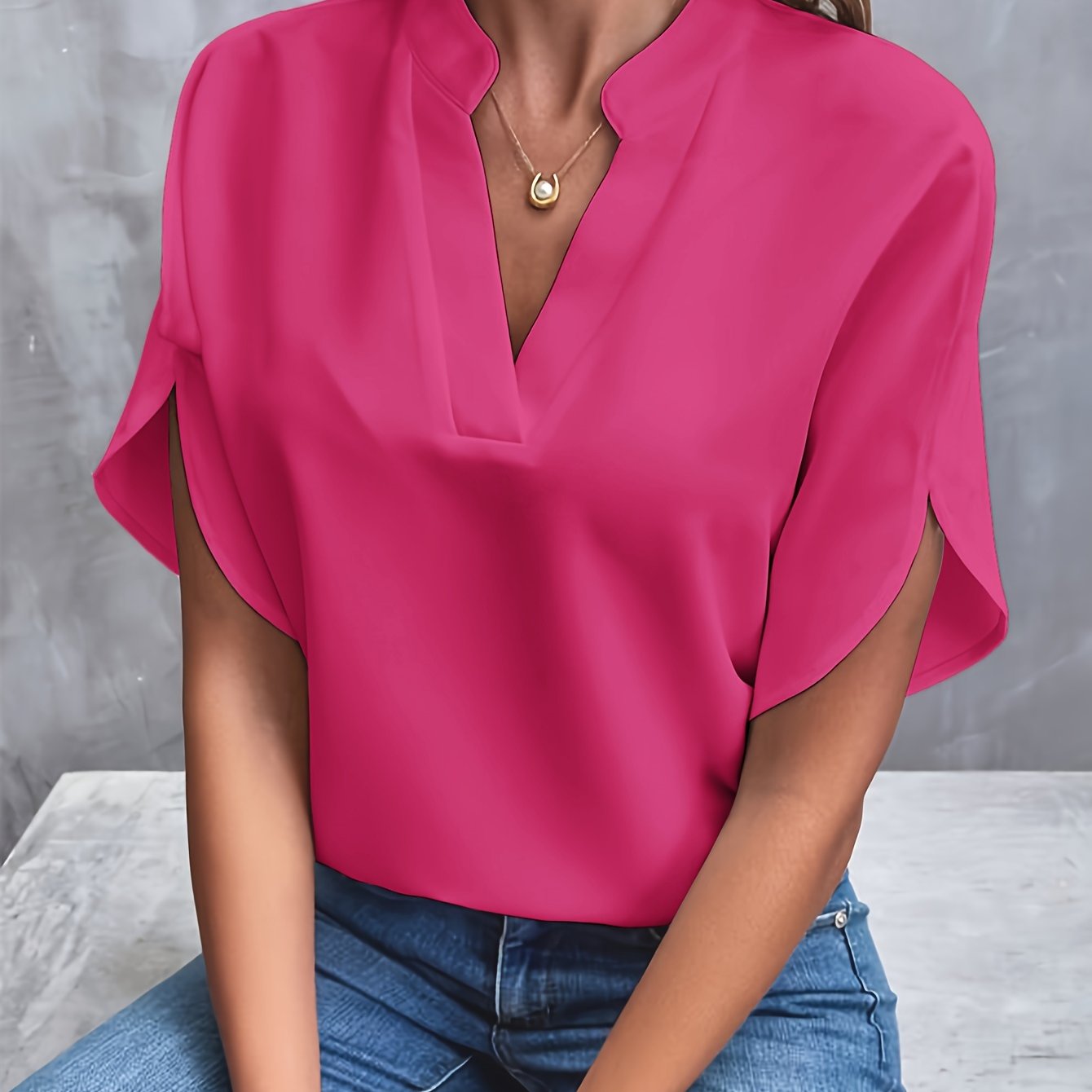 Lotte | Plain blouse with notch lapels and short sleeves