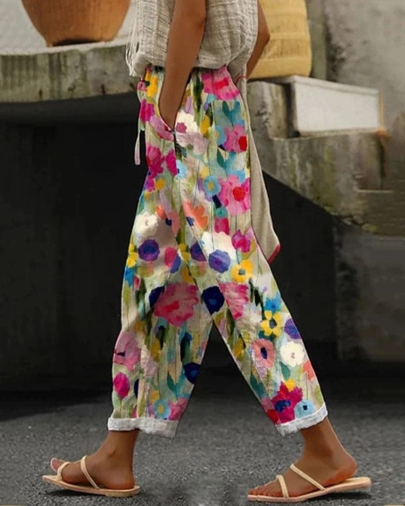 Carlin | Colorful floral print sweatpants with pockets