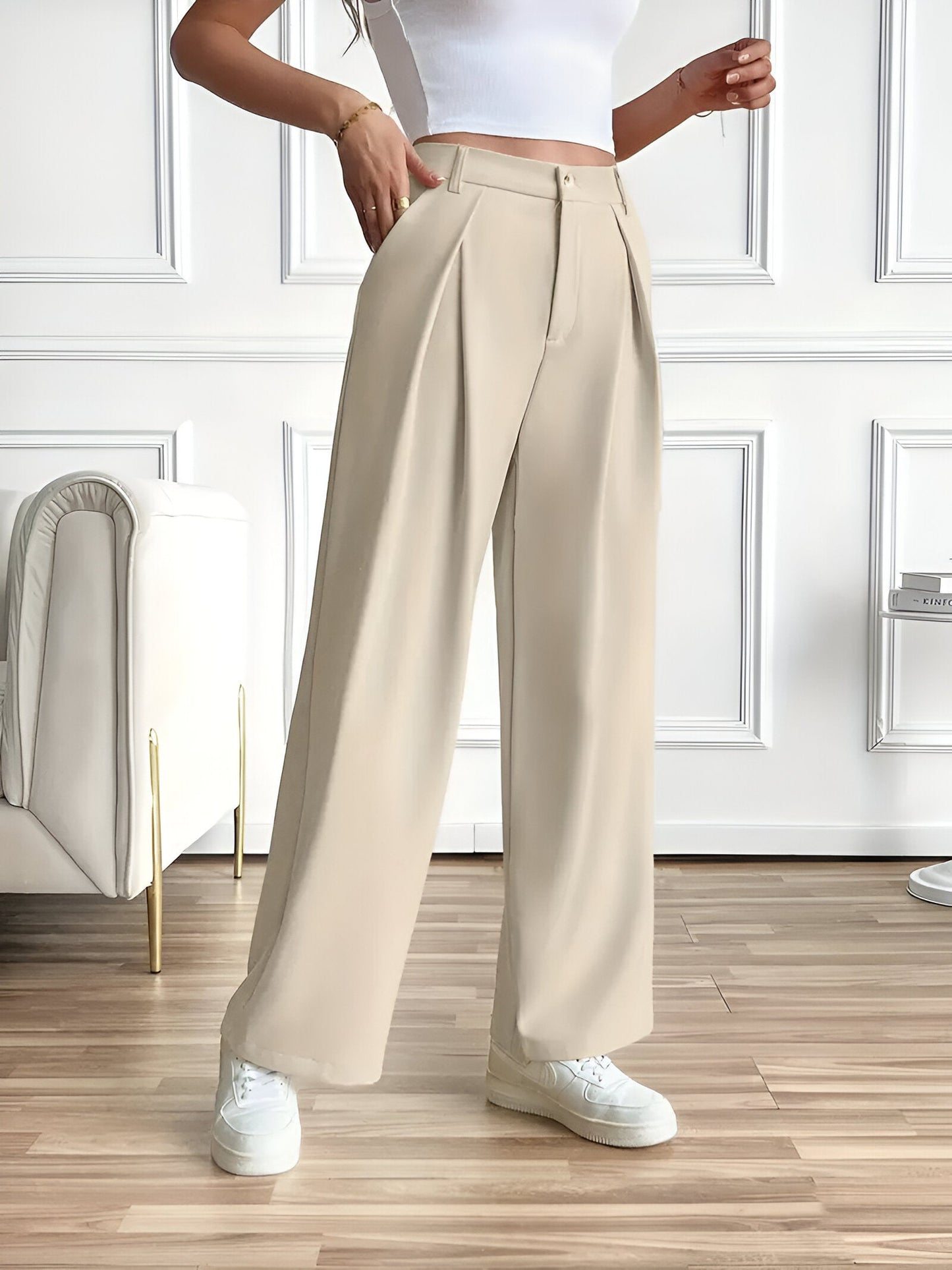 Catriona | Elegant pants with straight legs, pleats and pockets