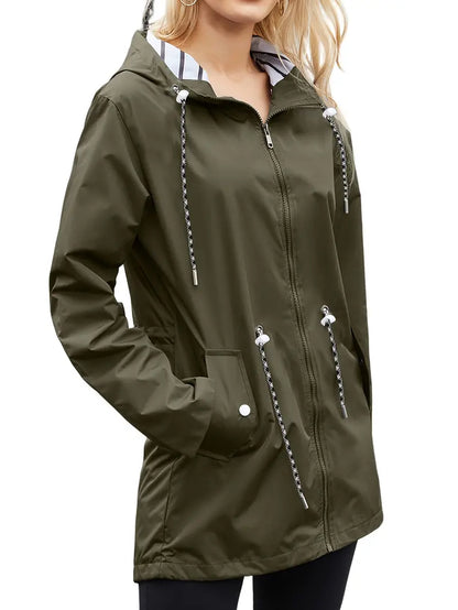 Lightweight raincoat for women