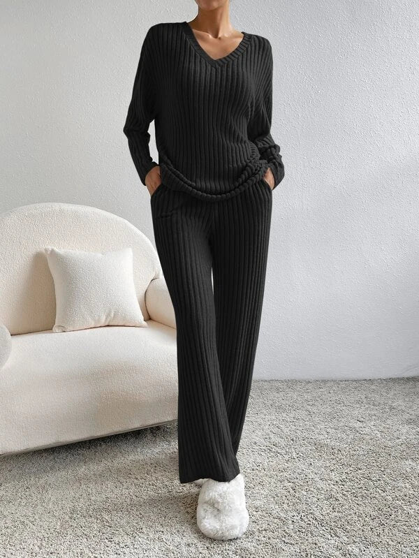 Rika - Women's Knitted Sweater and Pants Set