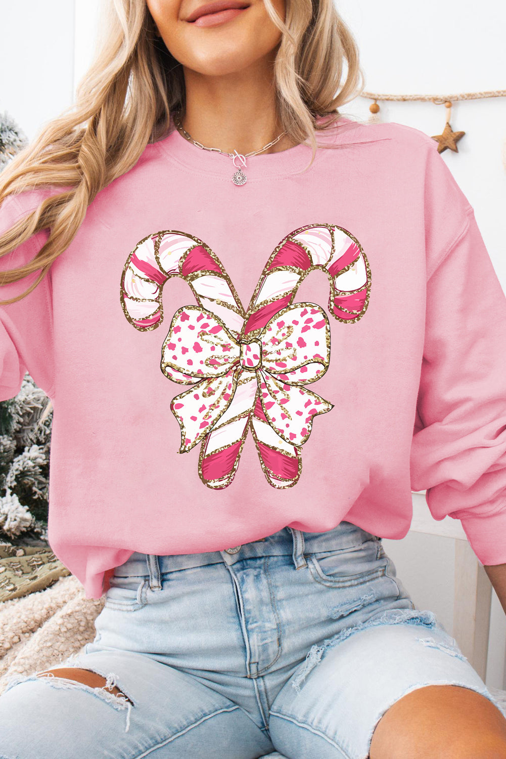 Claire - Dropped Shoulder Sweatshirt with Christmas Graphic and Pink Bow