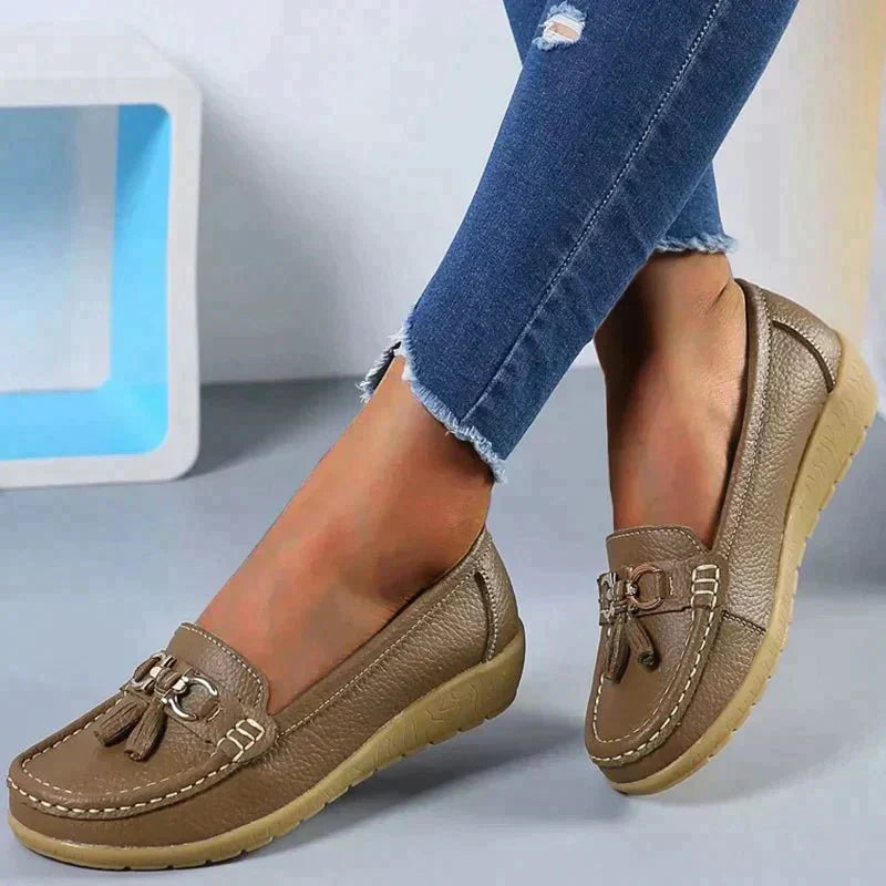 Women's flat shoes leather nurse shoes