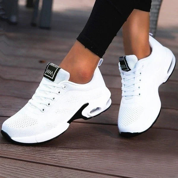 Jen | comfortable orthopedic sneakers