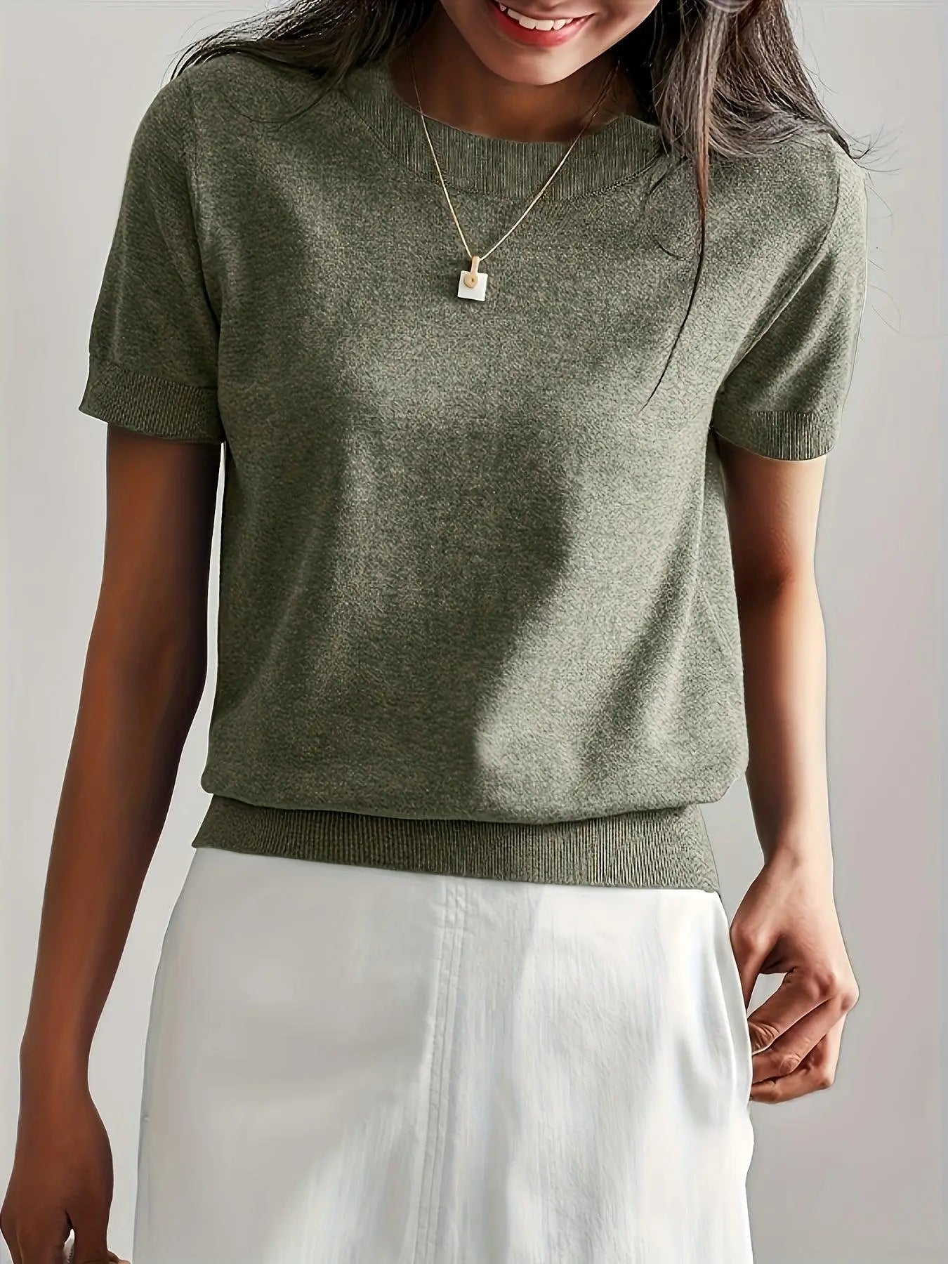 Drina T-shirt | Trendy Summer Sweater Style T-shirt