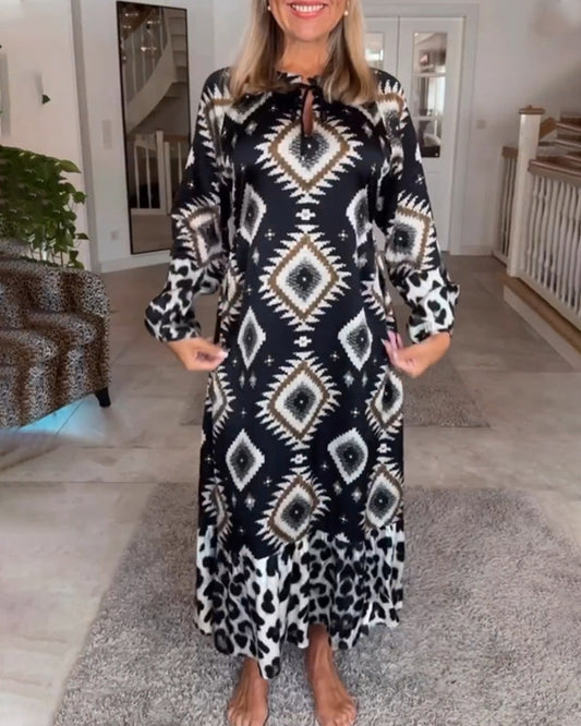 Long sleeve dress with geometric print