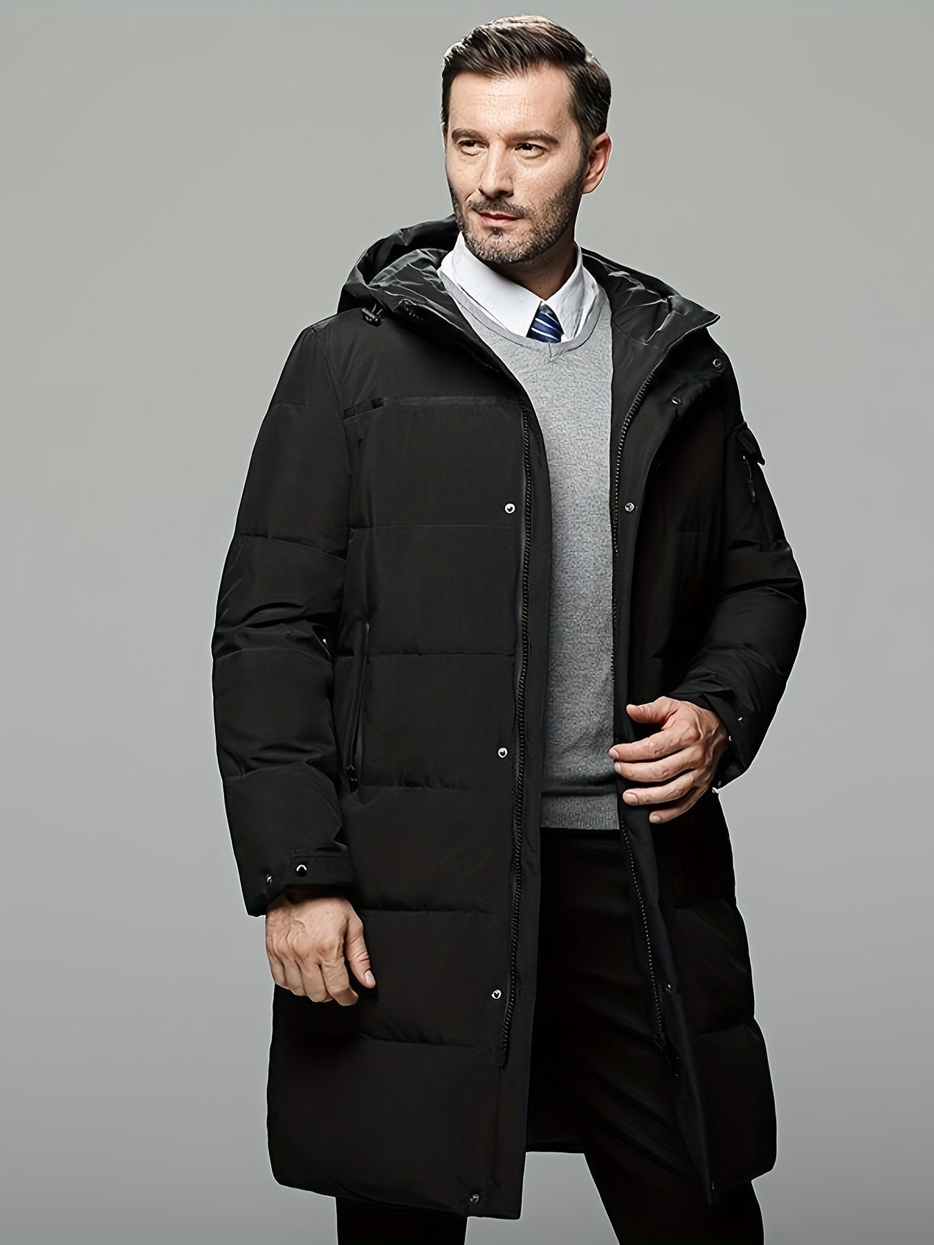 Casual long hooded down winter jacket with zipper and pockets for men | Ideal for fall/winter