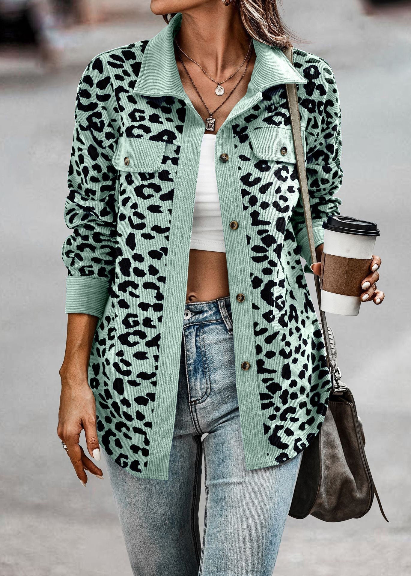 Emmy | Ladies chic jacket with leopard print