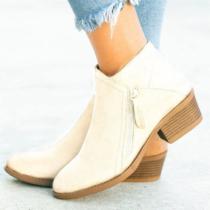 Ankle boots with pointed toe