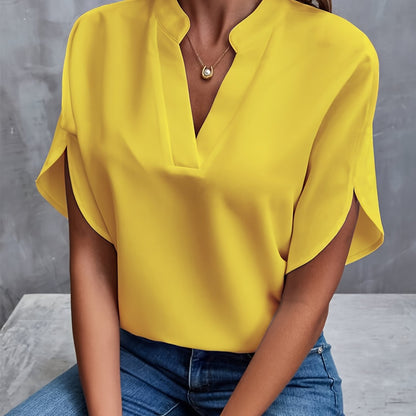 Lotte | Plain blouse with notch lapels and short sleeves