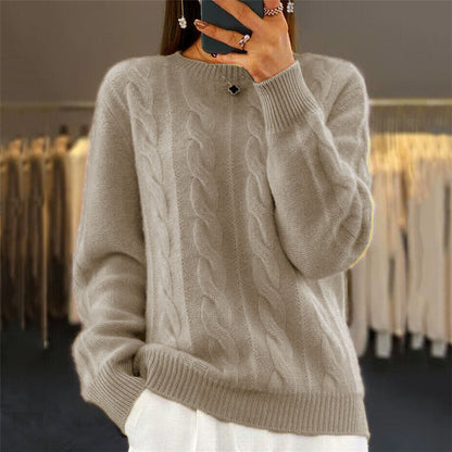 Fashionable and minimalist jumper