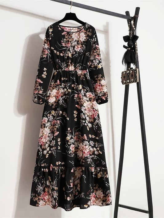 Abella - Bohemian maxi dress with floral print.