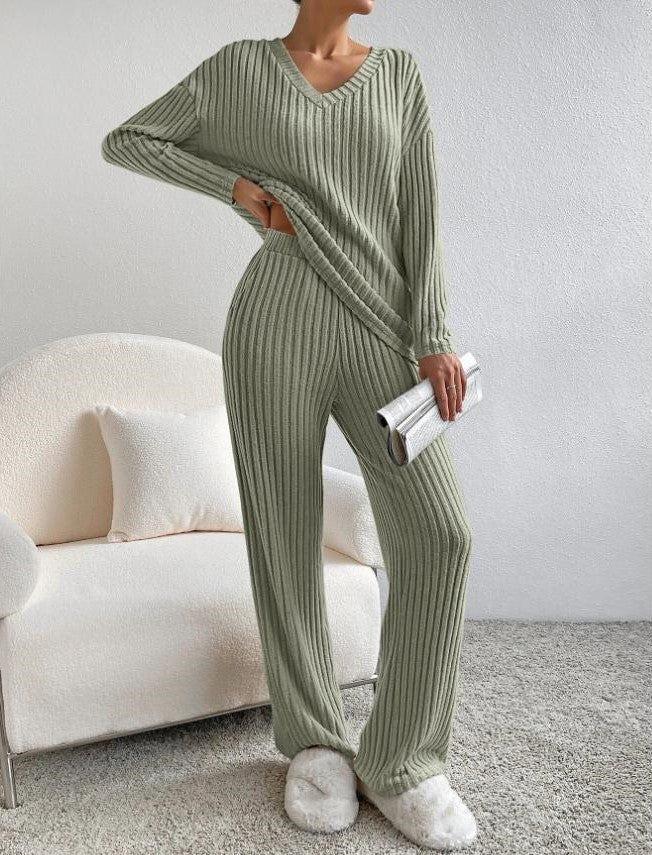 Rika - Women's Knitted Sweater and Pants Set