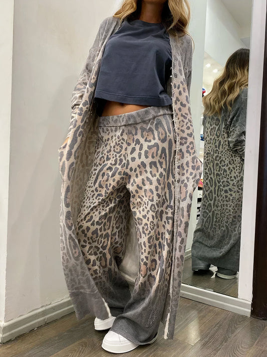 Leopard print cardigan and trousers set - Cande