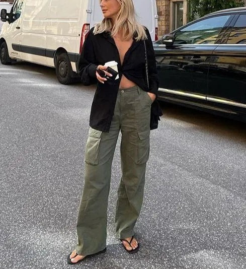 Paula - cargo pants with straight fit