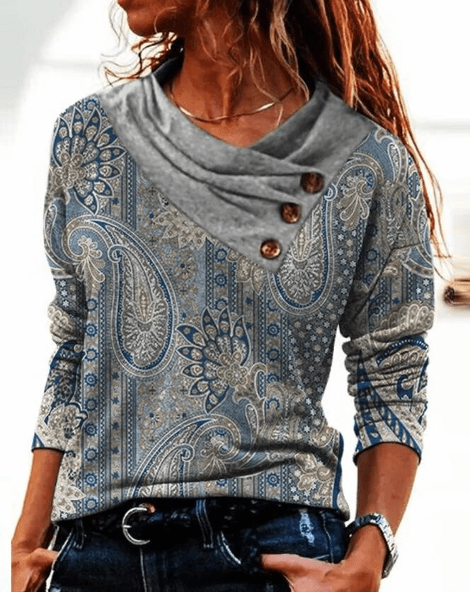 Timeless and stylish overall jumper