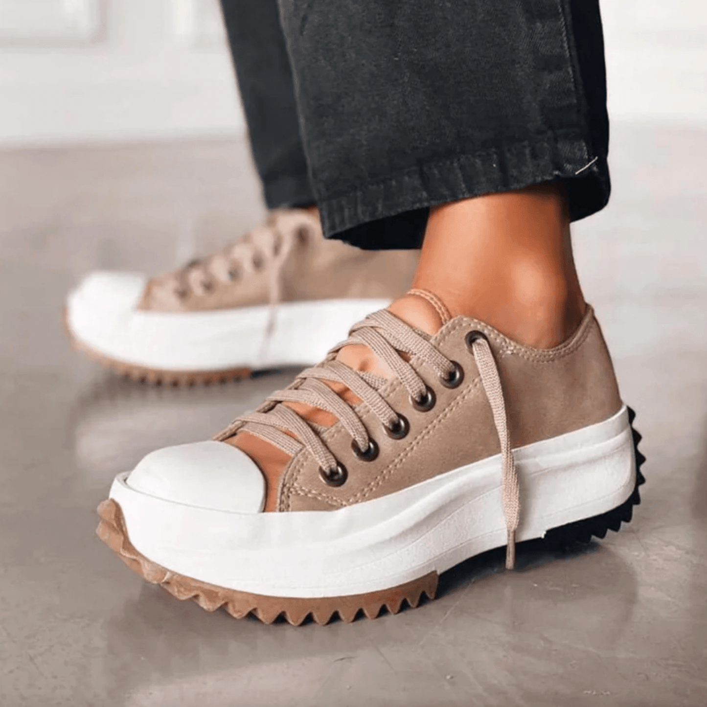 Jinky Sneakers | Trendy Platform Lace-up Shoes