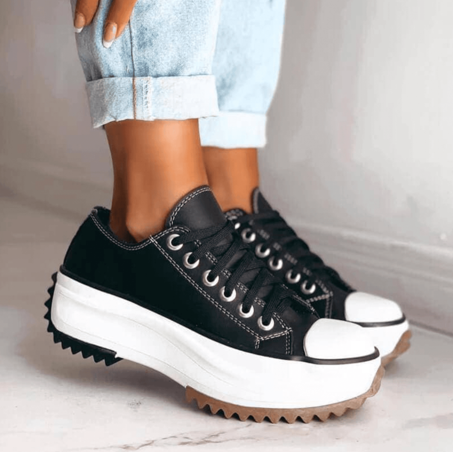 Jinky Sneakers | Trendy Platform Lace-up Shoes