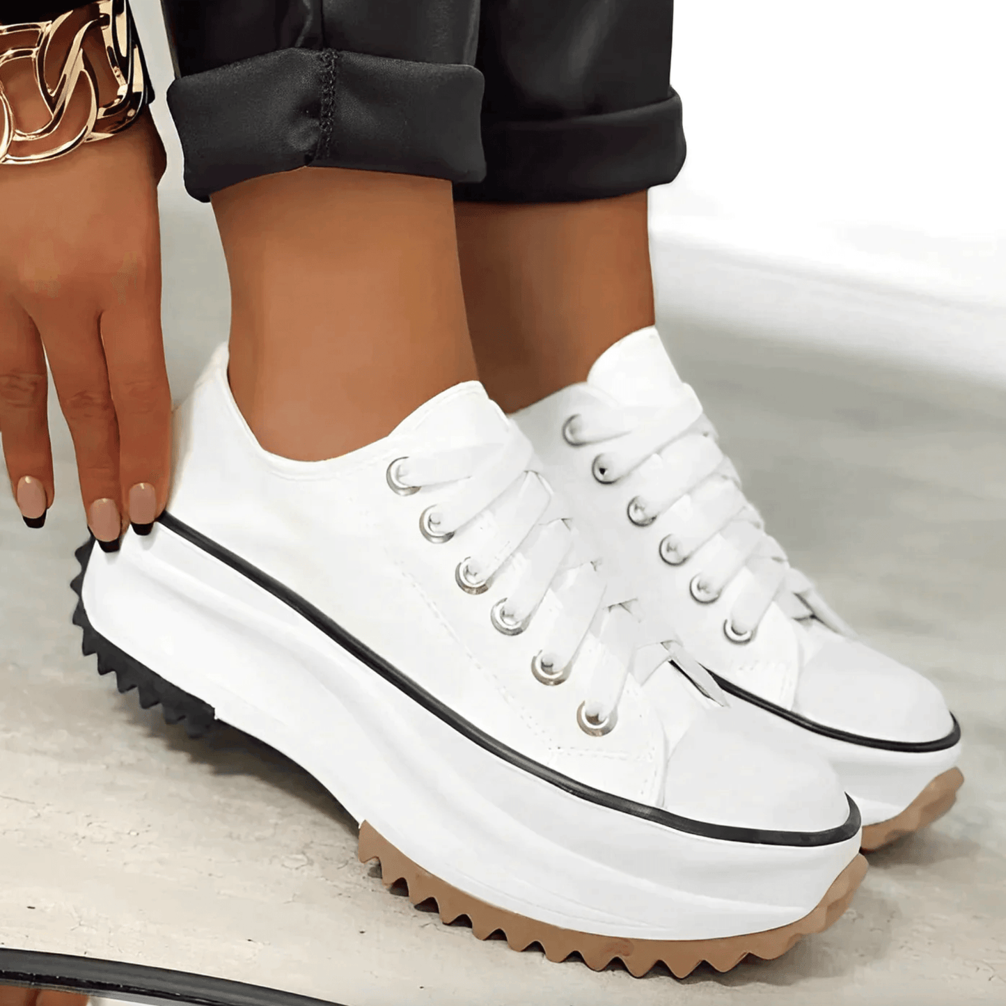 Jinky Sneakers | Trendy Platform Lace-up Shoes