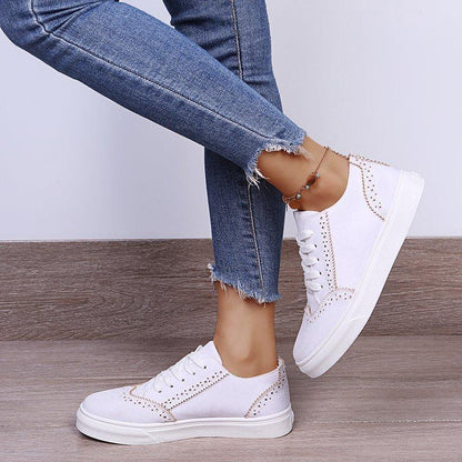 Casual women's shoes