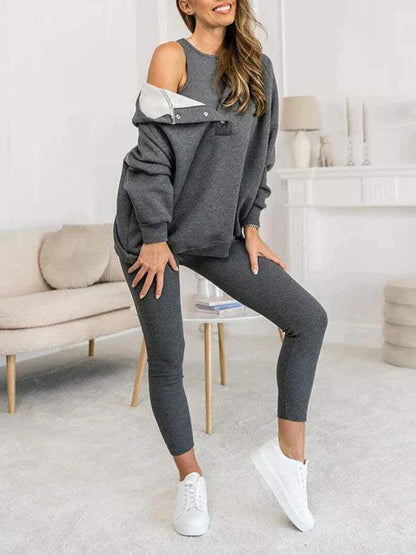 Sweatshirt - Innovative and Playful - Comfortable - Perfect for Casual Use