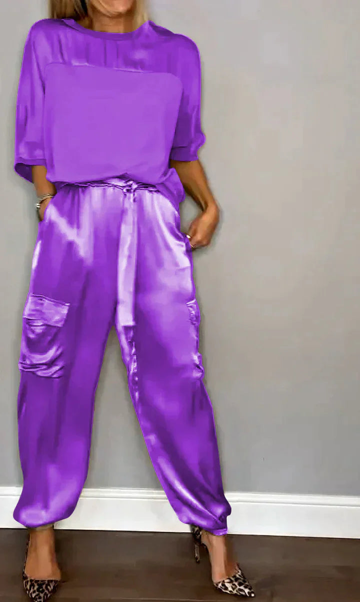 Kleya - Two-piece smooth satin suit with mid-length top and pants for women