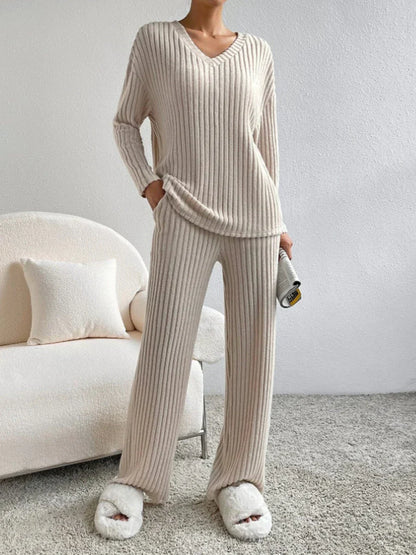 Jess Fashion - Chic and Stylish Fall V-Neck Ribbed Lounge Set for Women