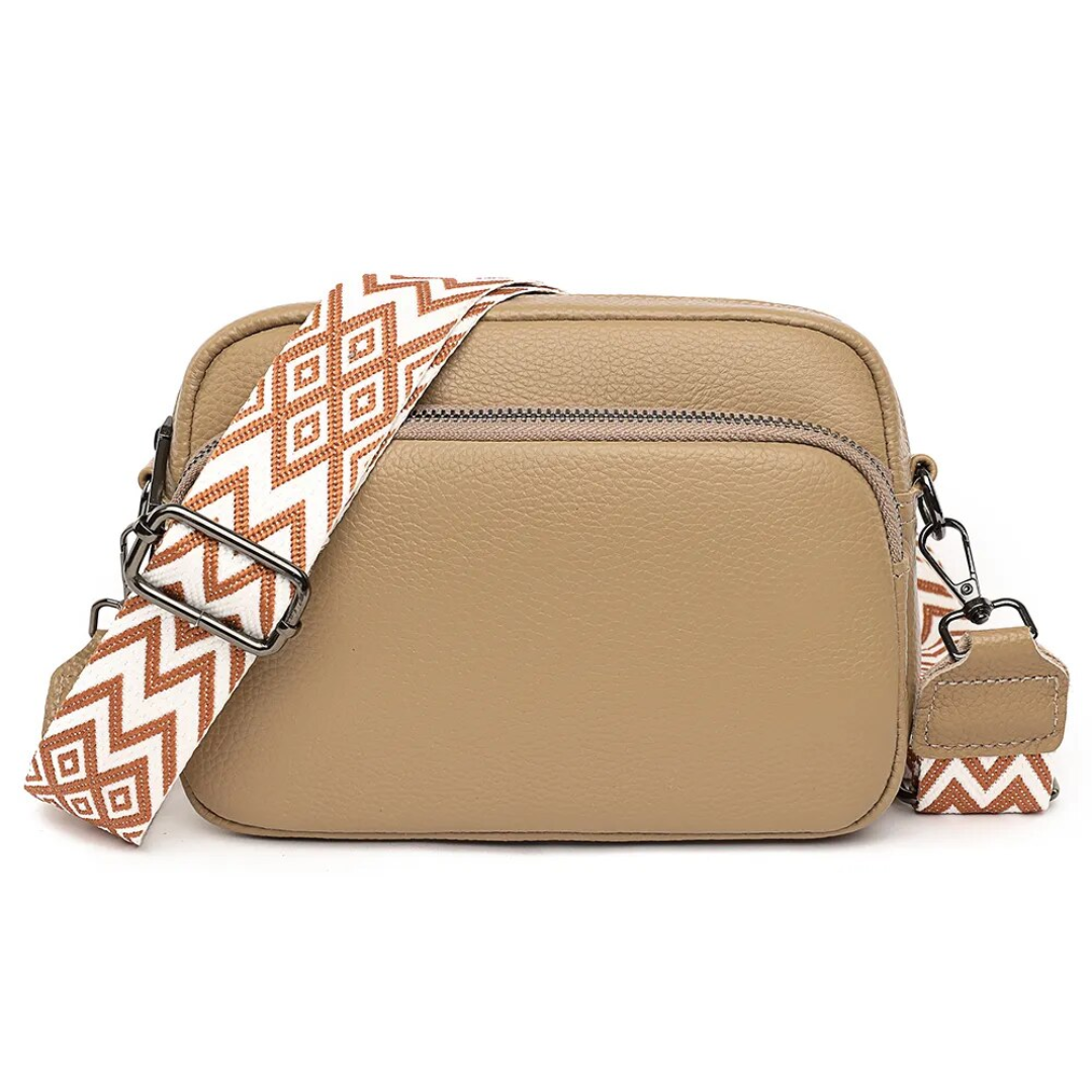 Carrie Messenger Bag | Sleek & Stylish