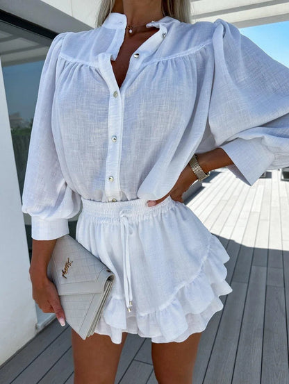 Blouse and Short Pants - Flirty - Elegant Blouse with Long Sleeves and Short Pants - Perfect for Beach or Terrace