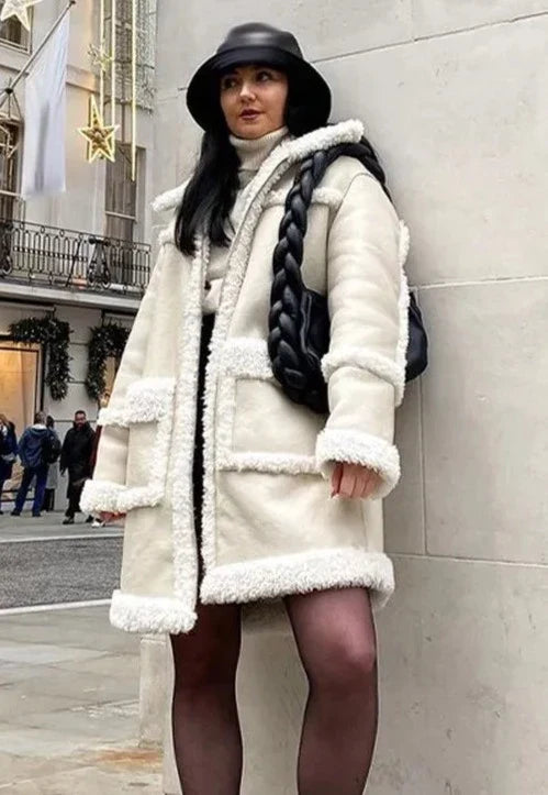 Women's white winter coat with teddy