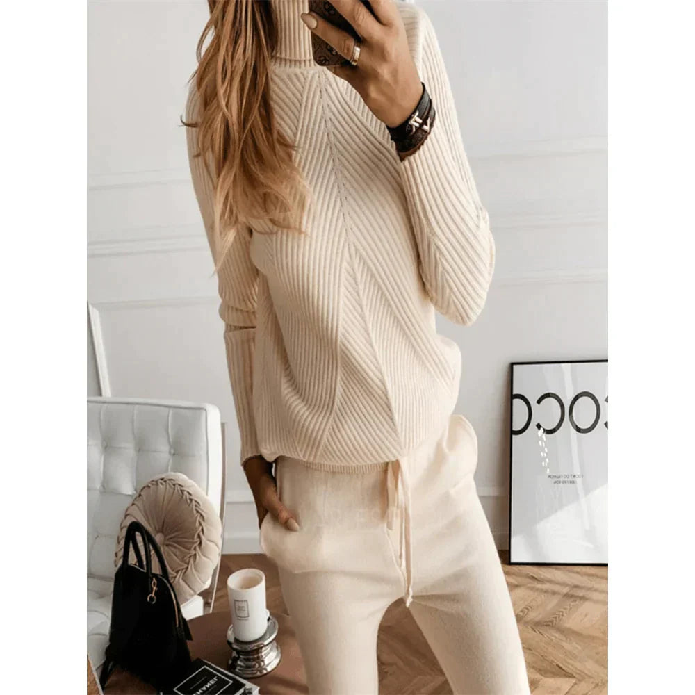 Two-piece jogging suit