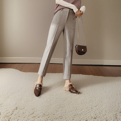 Modern wool summer pants - Gisela