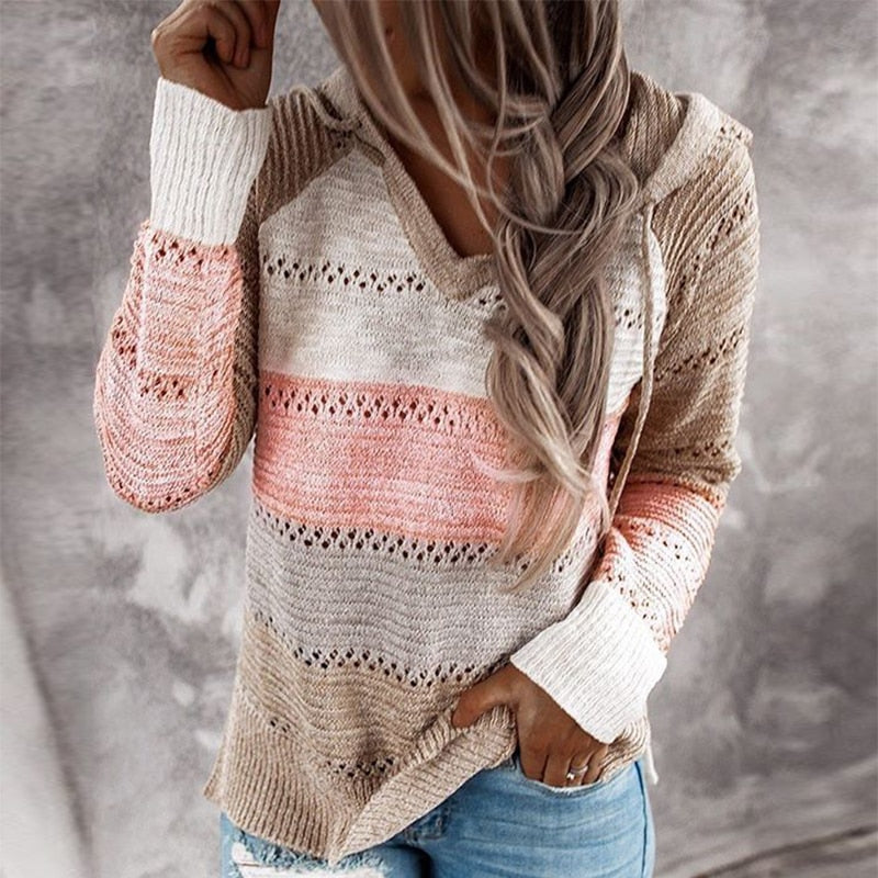 Fashionable knitted sweater for women