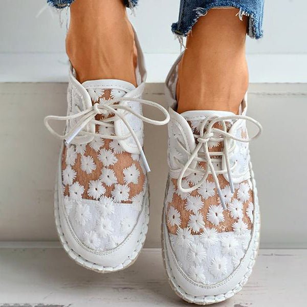 Fleurine - Comfortable Sneakers with Embroidery.