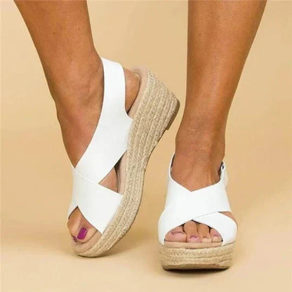 Summery - chic elegant espadrille sandals