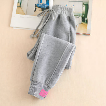 Petronella | New gray sweatpants for women