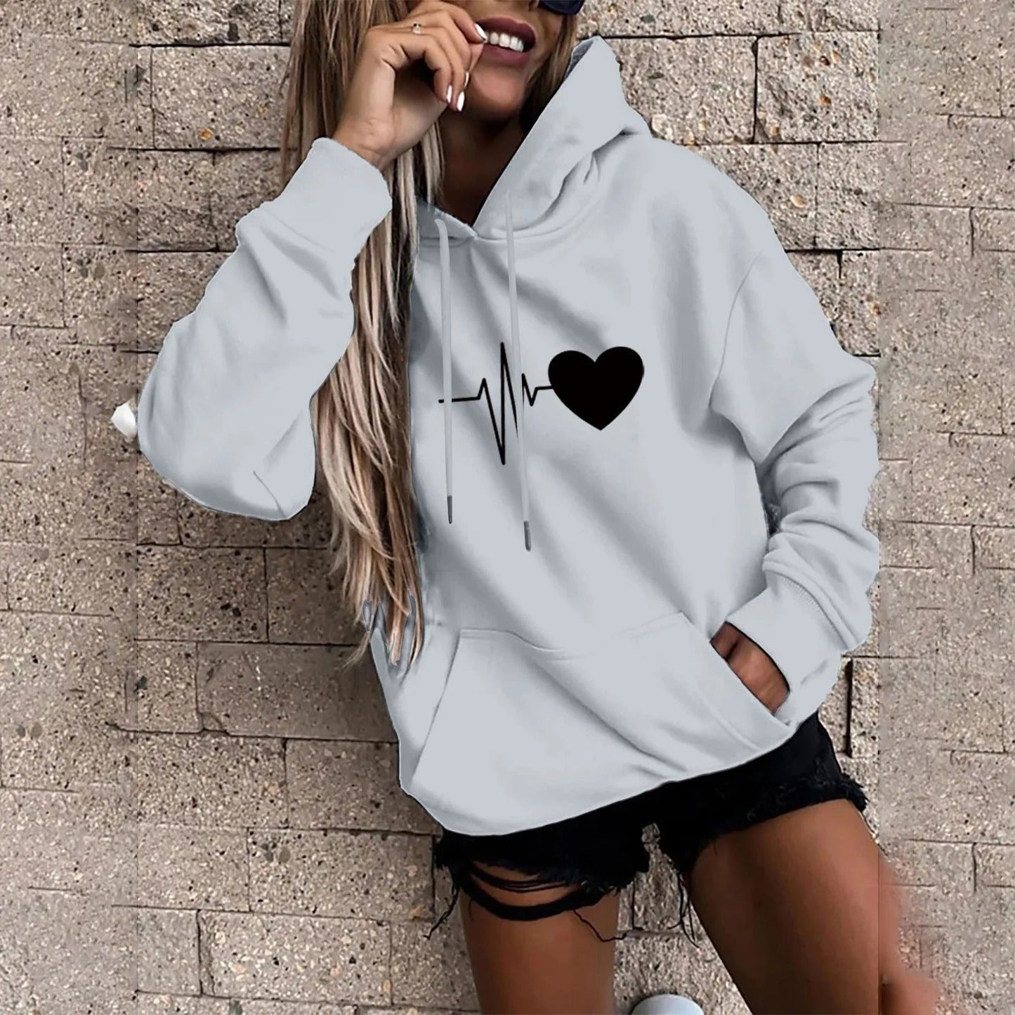 Jess | Sweatshirt With Heart And Beat Print For Women