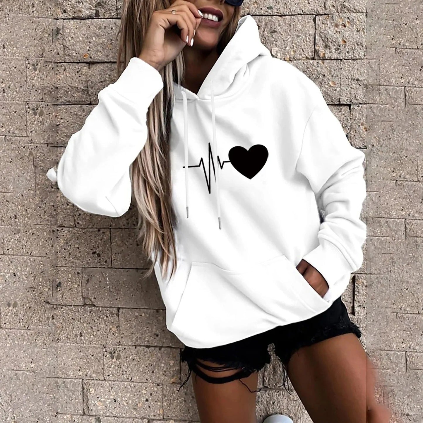 Jess | Sweatshirt With Heart And Beat Print For Women