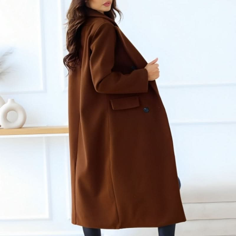 Sophisticated coat with double button closure for women