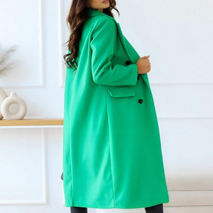 Sophisticated coat with double button closure for women