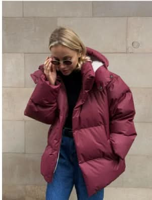 Trendy short jacket with hood for women